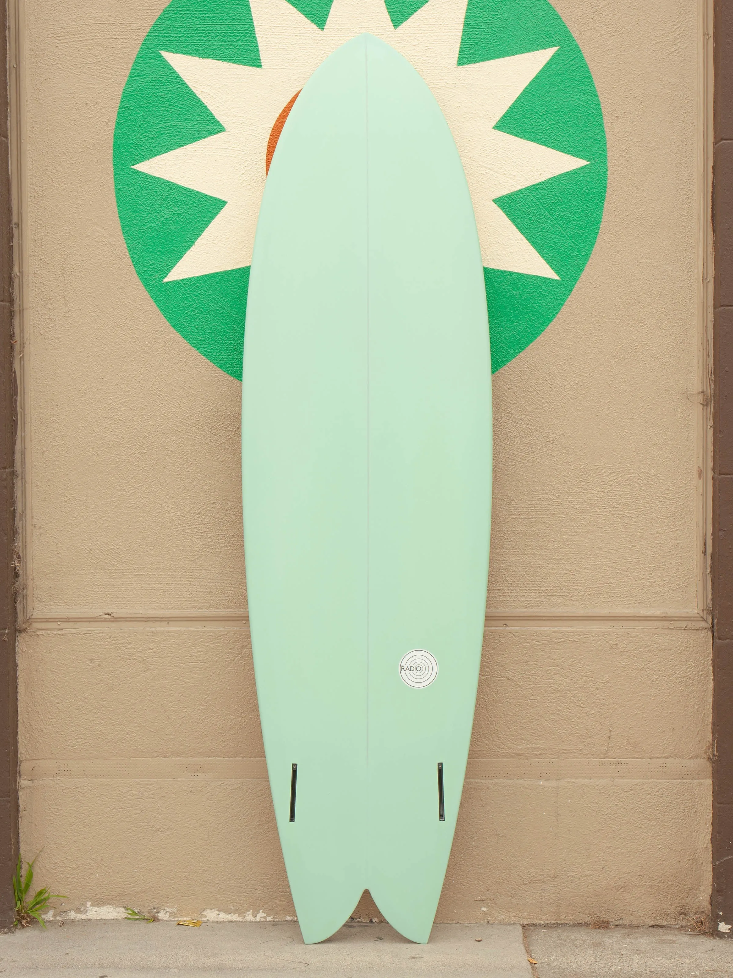 6'8 Radio Mid Fish