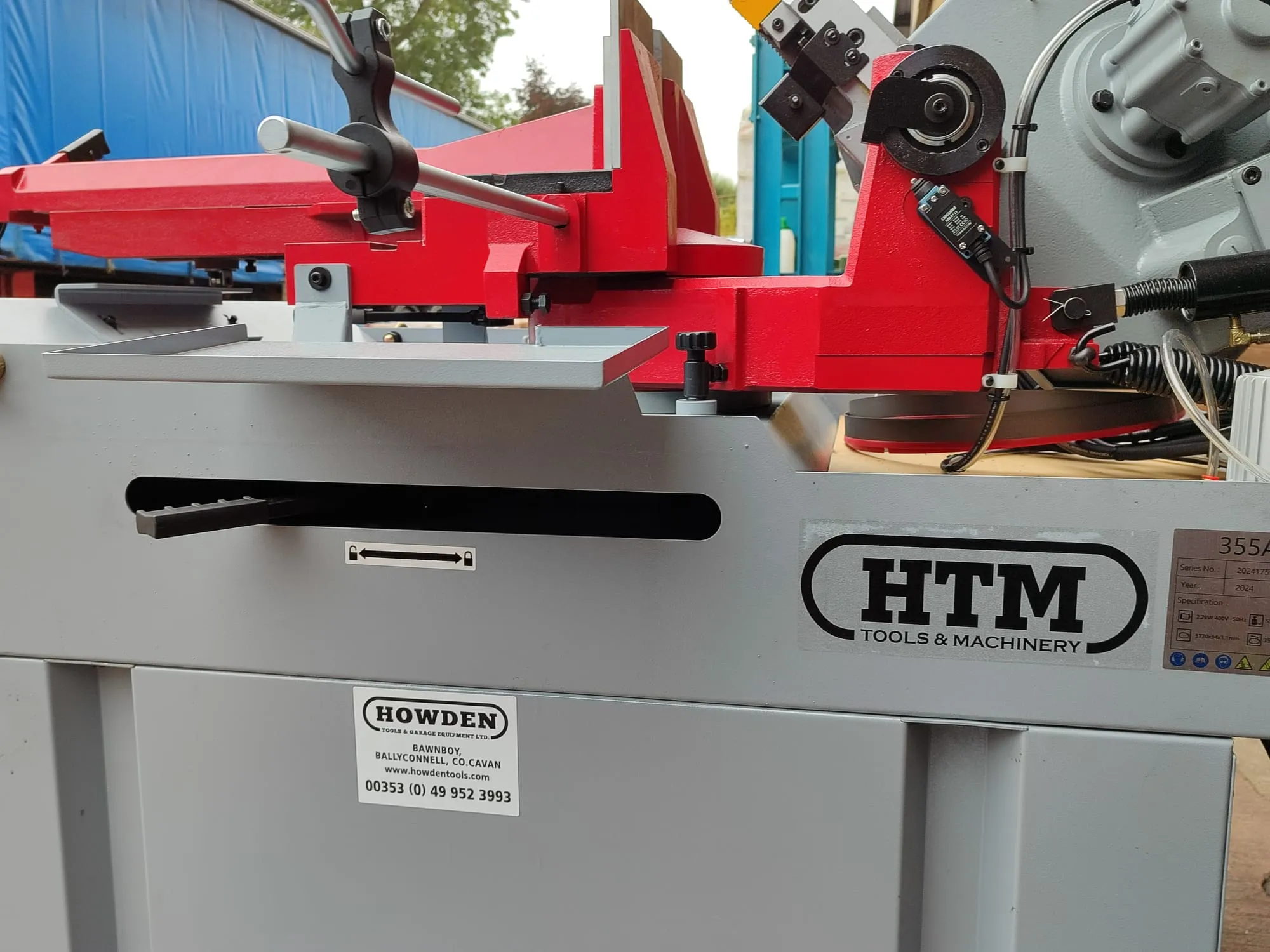 HTM 2 Speed Bandsaw 21